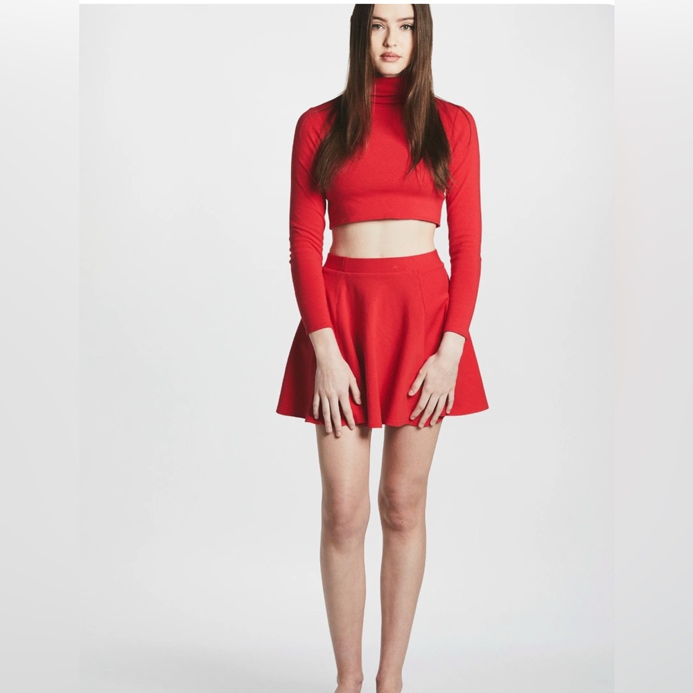 Manara Two Piece (Red)